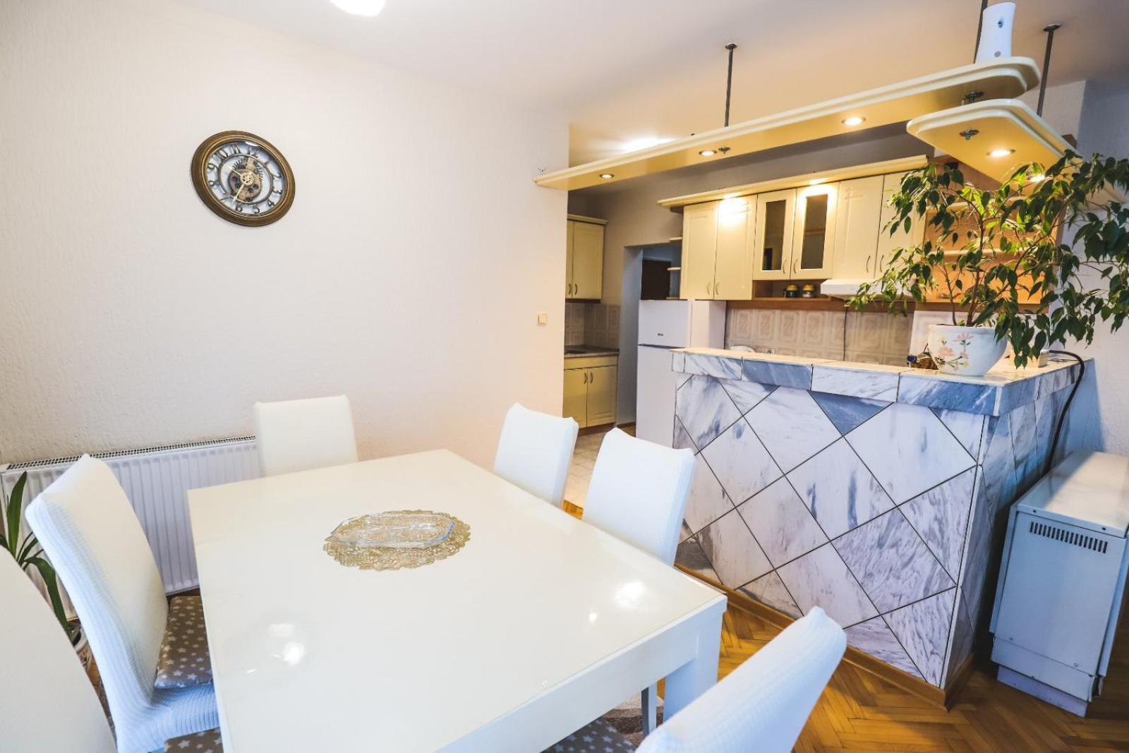 Apartmán Lotus Vrnjačka Banja Exteriér fotografie