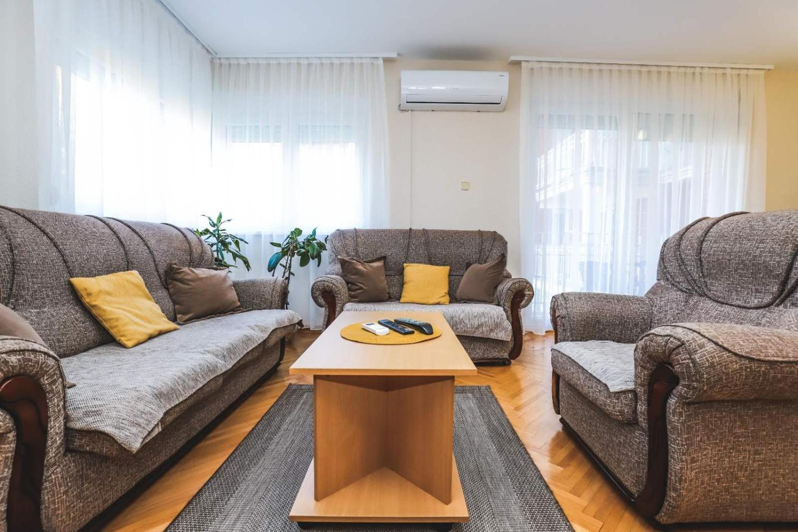 Apartmán Lotus Vrnjačka Banja Exteriér fotografie